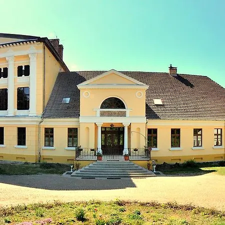 Alojamento de Acomodação e Pequeno-almoço Palac Jablonowo