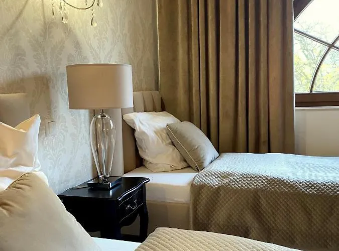 Palac Jablonowo Bed and Breakfast Ujście