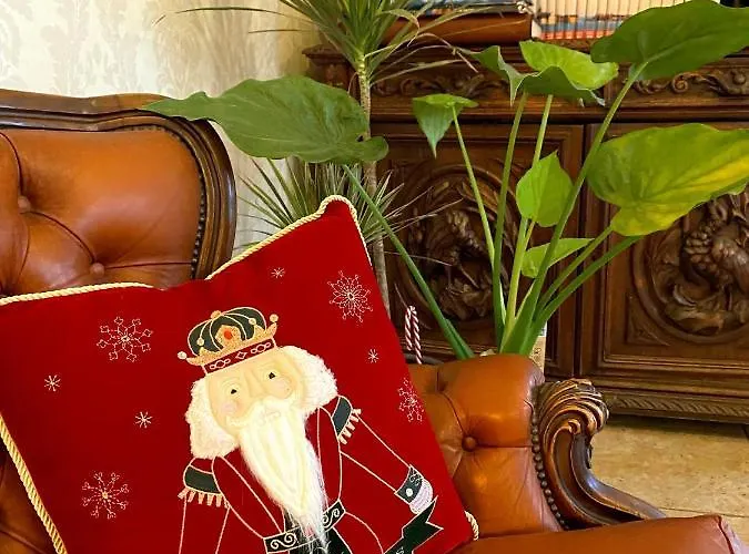 Palac Jablonowo Bed and Breakfast