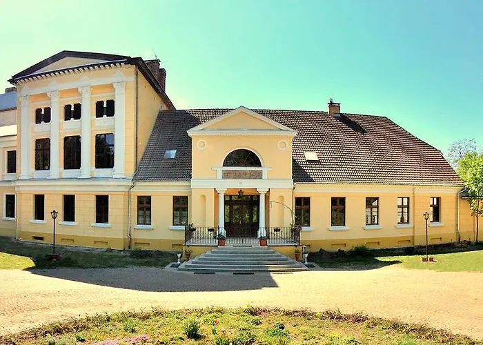 Bed and Breakfast Palac Jablonowo