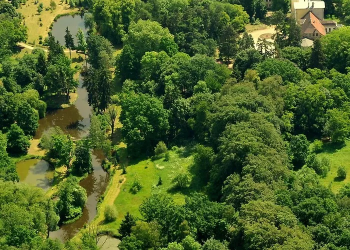 Bed & Breakfast Palac Jablonowo 3*