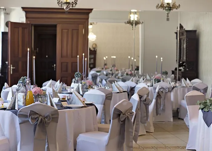 Palac Jablonowo Bed and Breakfast Ujście