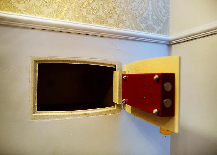 Palac Jablonowo Bed & Breakfast