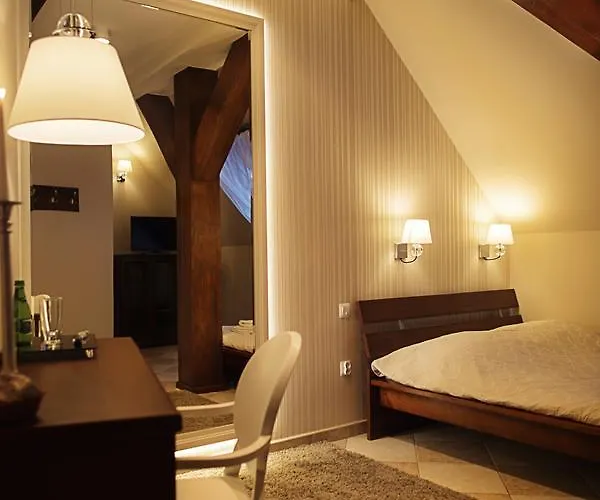 Palac Jablonowo Bed & Breakfast Ujście